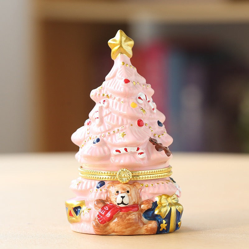 Christmas Tree Candle Ornament – Multiple Colors, Cute Bear Design, High-Quality Ceramic, Natural Forest Scent